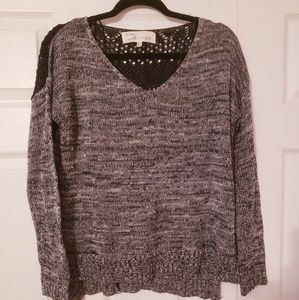 Lightweight sweater